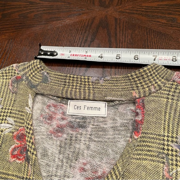 NWOT Ces Femme Yellow Plaid Floral Top | Size Large - Picture 8 of 13